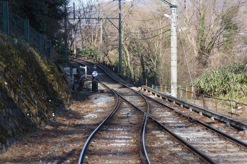 רכבת האקונה טוזאן